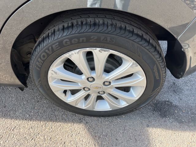 Used 2017 Chevrolet Spark LT FWD image 18