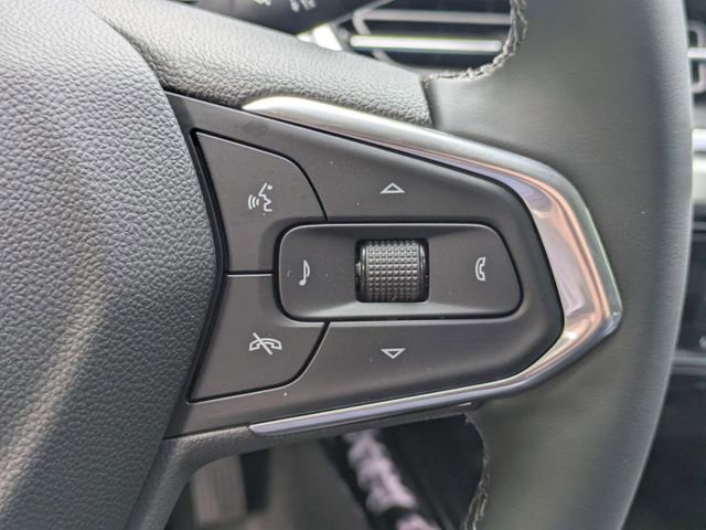 New 2026 Chevrolet Trax LT w/ Sunroof Package FWD image 14