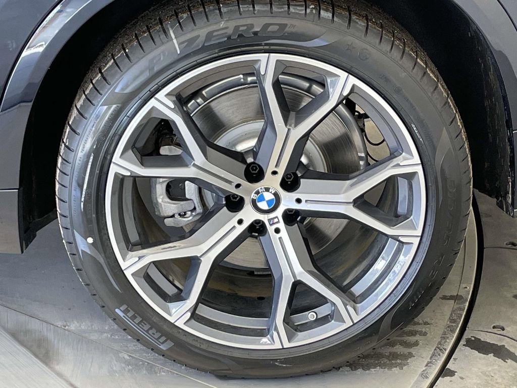 New 2026 BMW X5 xDrive50e w/ M Sport Package AWD/4WD image 12