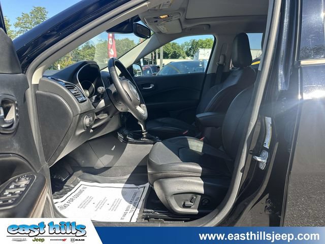 Certified 2021 Jeep Compass Limited w/ Sun and Sound Group AWD/4WD image 16