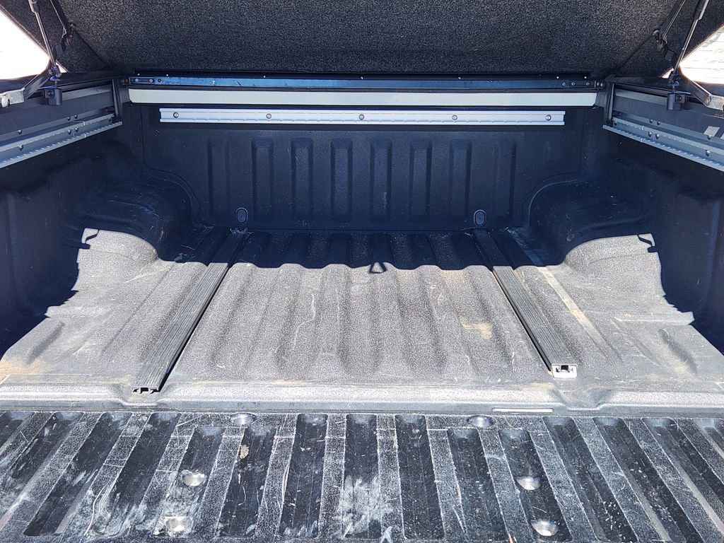 Used 2017 Nissan Frontier PRO-4X w/ Pro-4x Luxury Package image 26