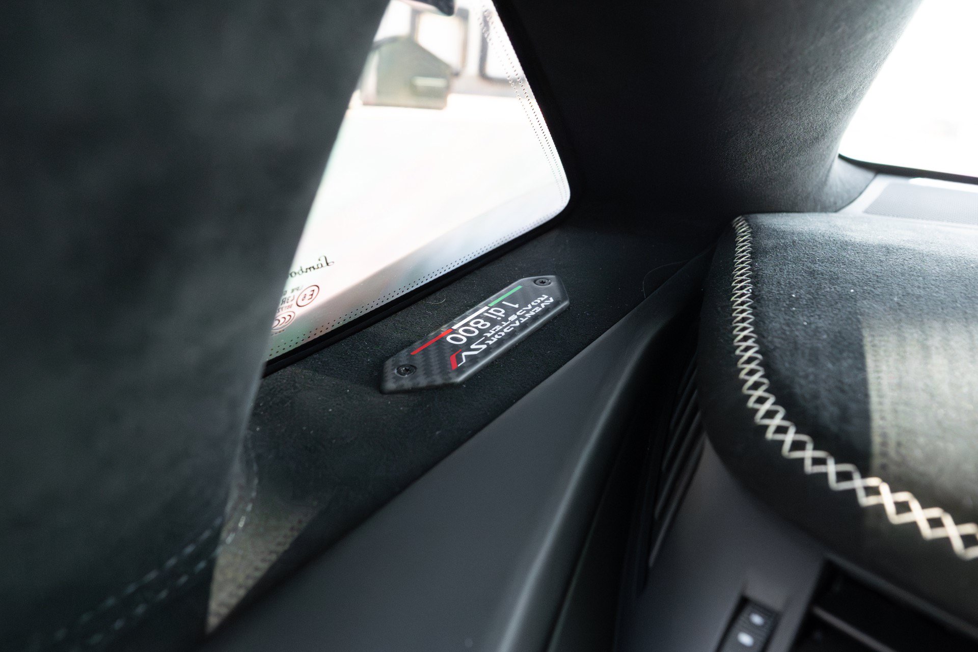 Used 2020 Lamborghini Aventador SVJ AWD/4WD image 95