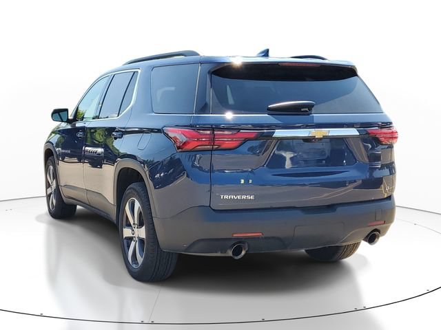 Used 2022 Chevrolet Traverse LT w/ LT Premium Package FWD image 3