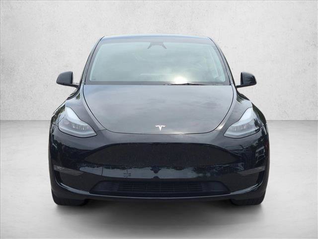 Used 2025 Tesla Model Y Long Range AWD/4WD image 2