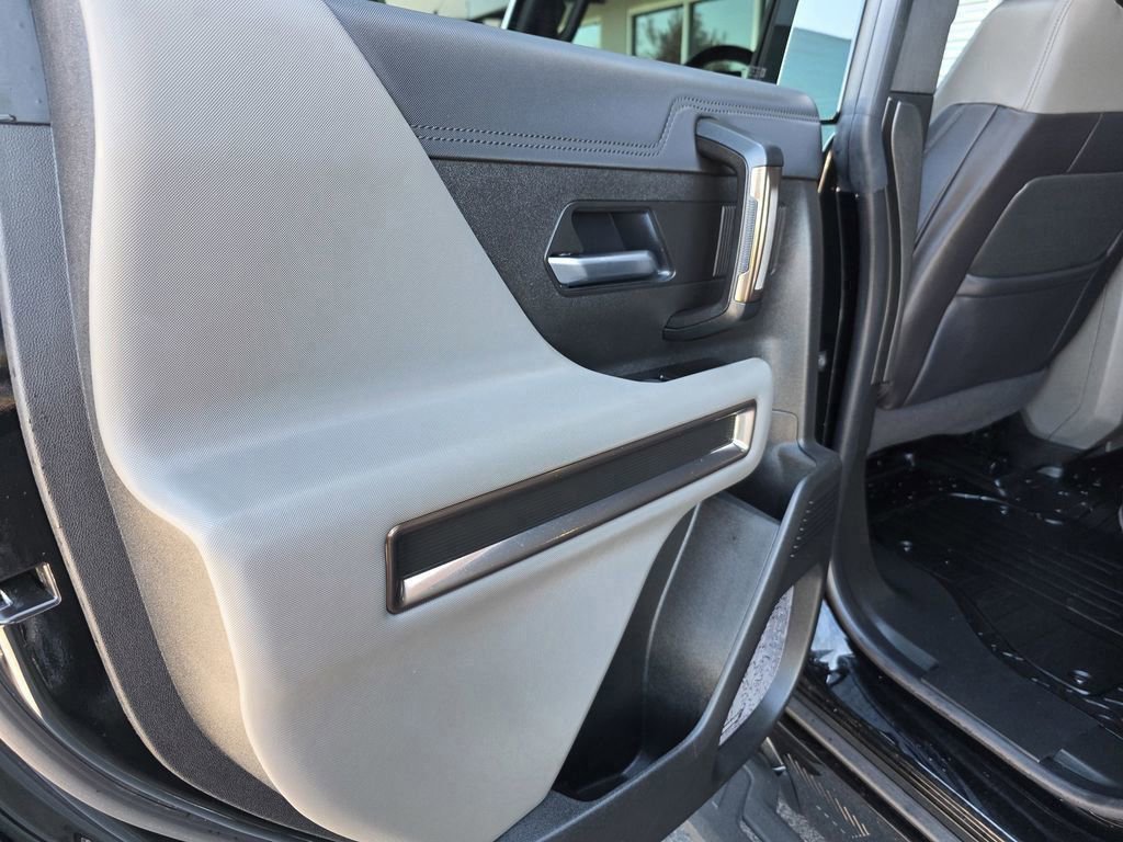 Used 2025 GMC Hummer EV 3X image 33