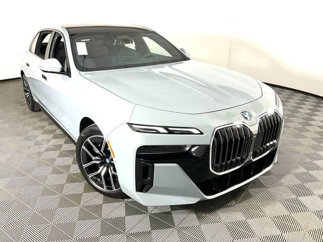 Used 2024 BMW 760i xDrive image 44