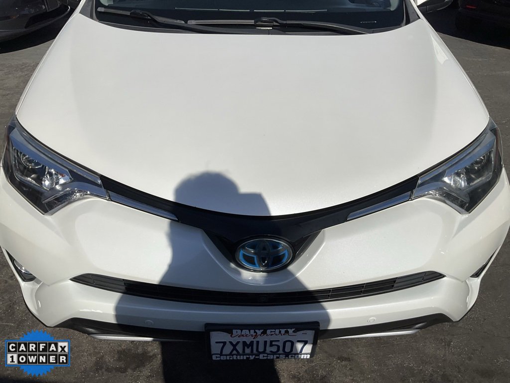 Used 2017 Toyota RAV4 Limited image 92