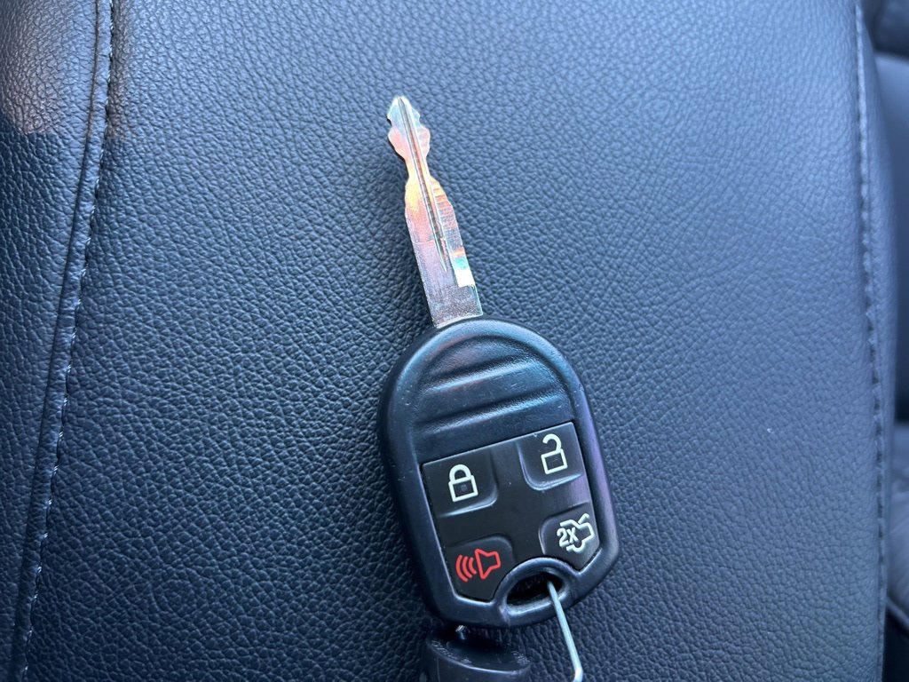 Used 2014 Ford Explorer XLT w/ Equipment Group 202A image 33