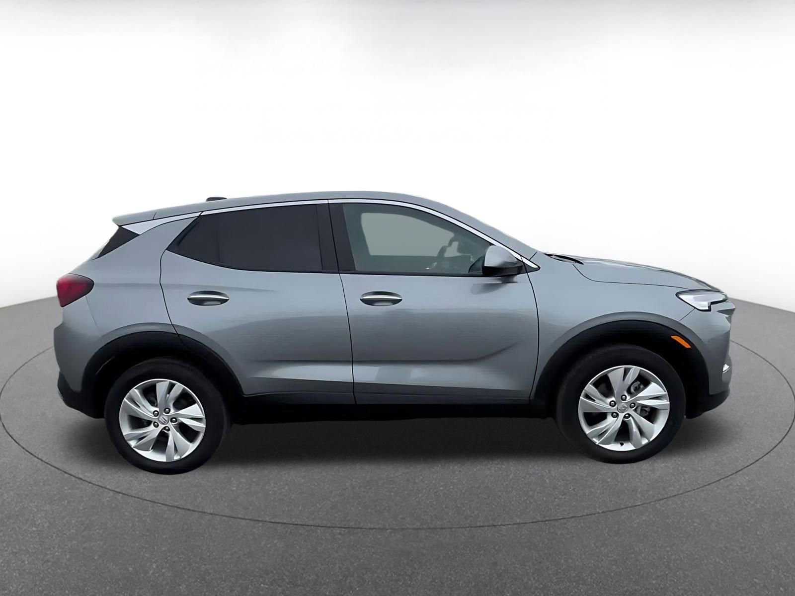 Used 2025 Buick Encore GX Preferred FWD image 16