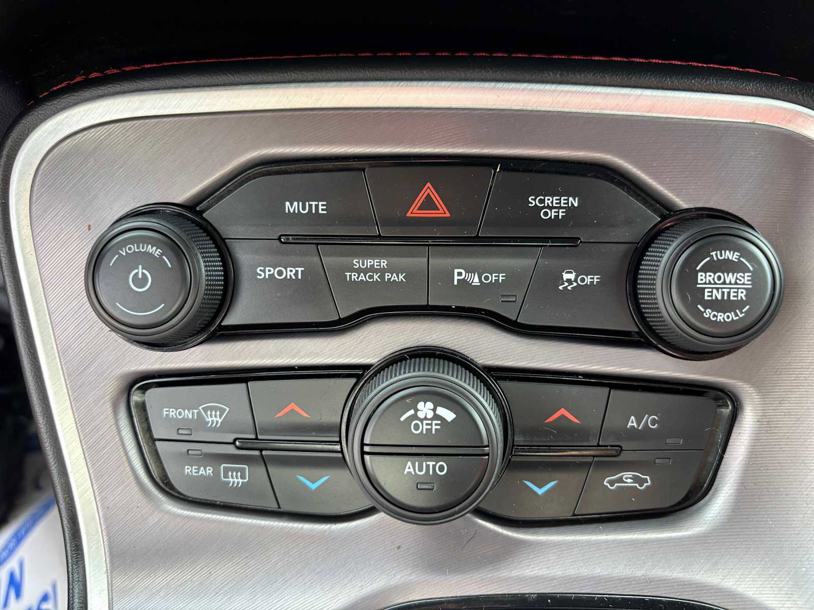Certified 2022 Dodge Challenger GT w/ Plus Package image 24