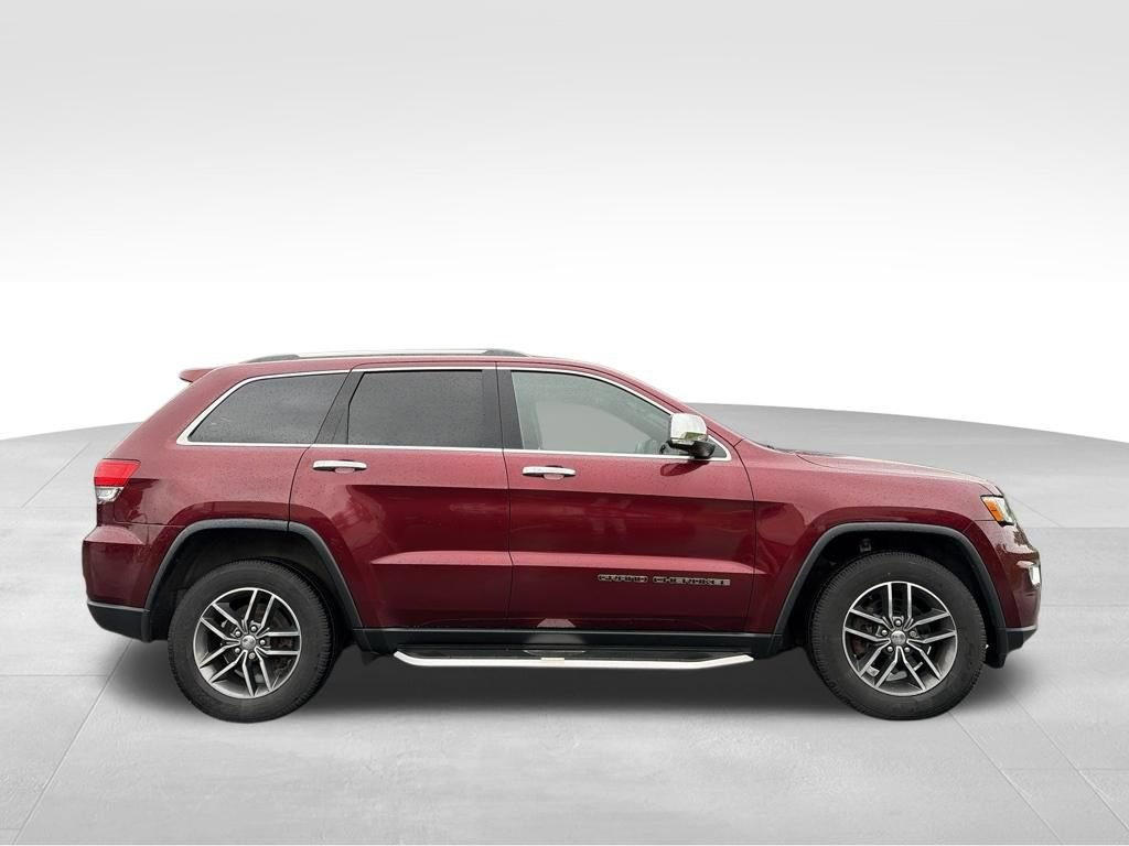 Used 2018 Jeep Grand Cherokee Limited AWD/4WD image 2