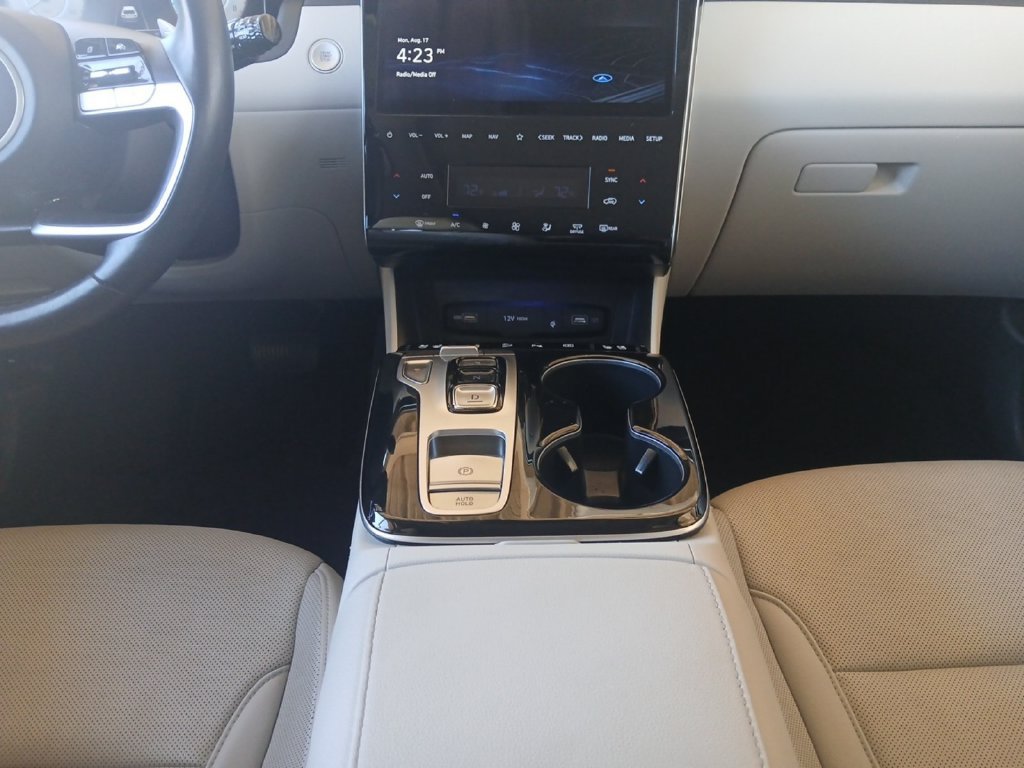 Used 2022 Hyundai Tucson Limited AWD/4WD image 11