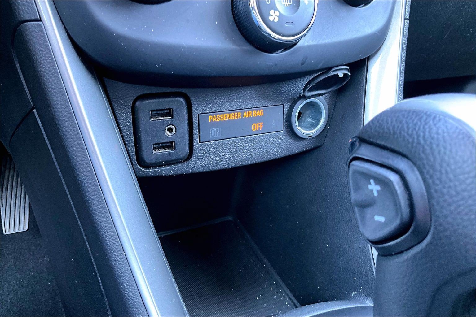 Used 2017 Chevrolet Trax LT AWD/4WD image 24