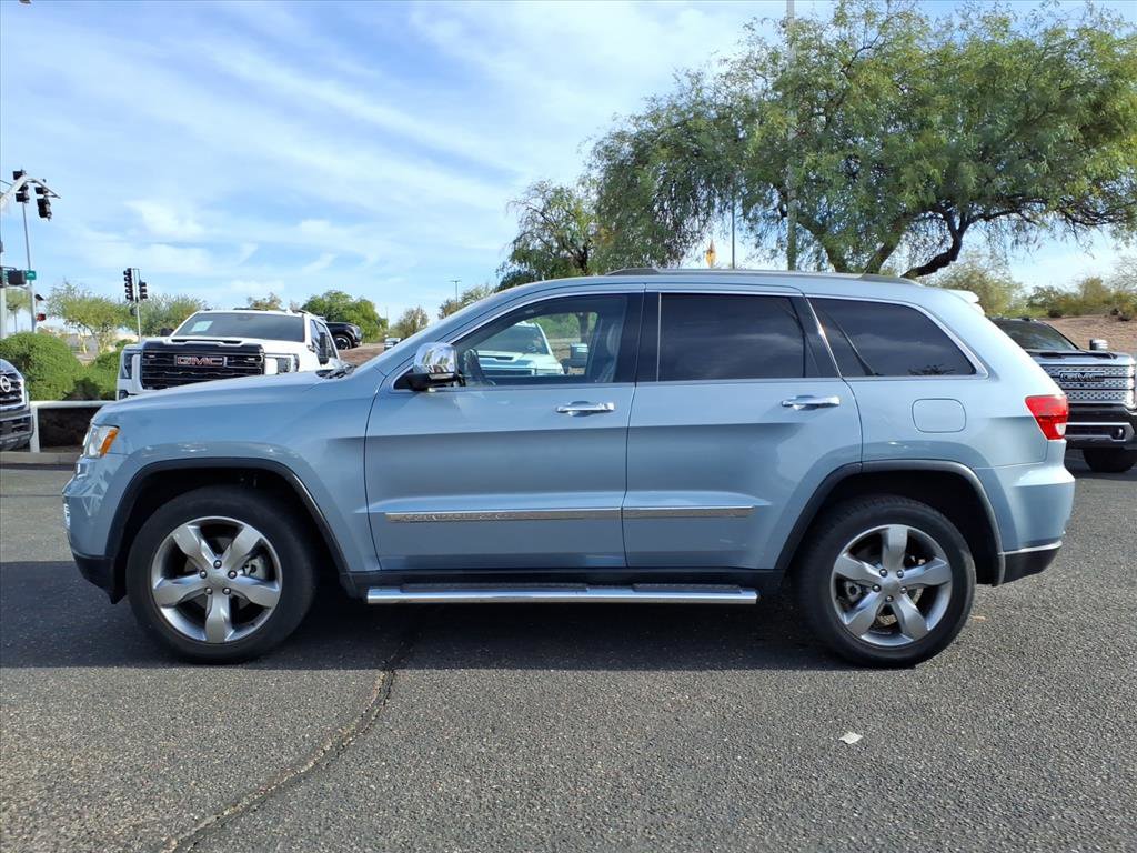 Used 2012 Jeep Grand Cherokee Overland w/ Mopar Chrome Edition Group image 8