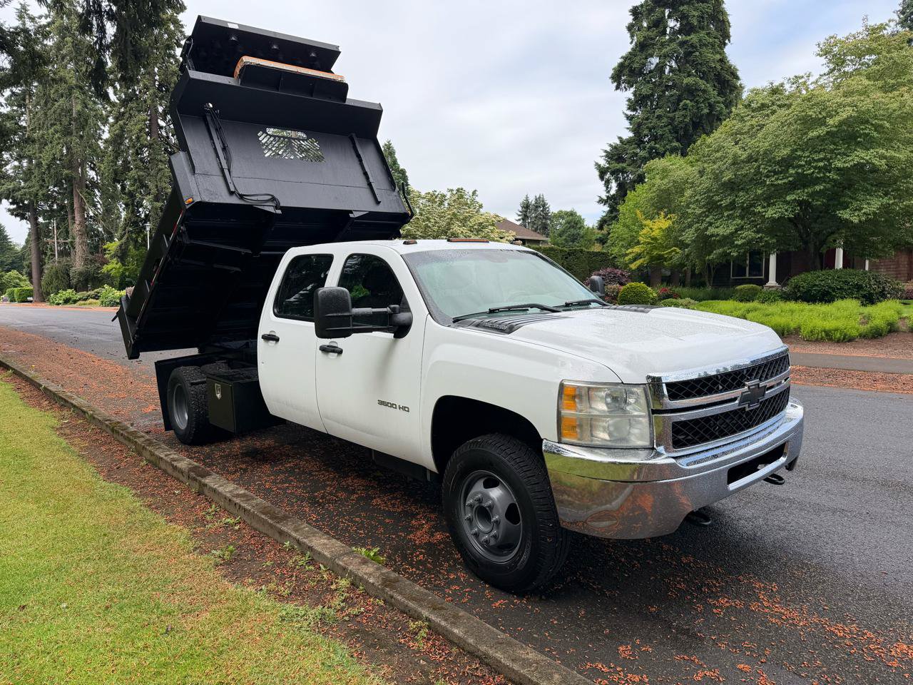 Used 2011 Chevrolet Silverado 3500 W/T RWD image 12