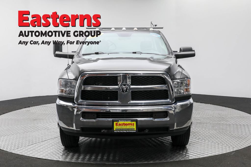 Used 2018 RAM 3500 Tradesman w/ Chrome Appearance Group image 2