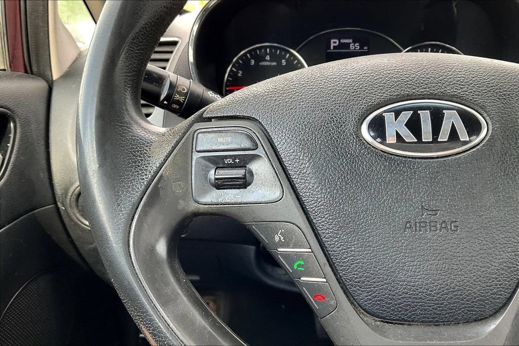 Used 2017 Kia Forte LX FWD image 9