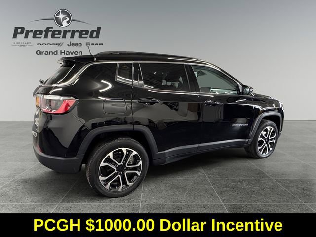 Used 2022 Jeep Compass Limited image 17