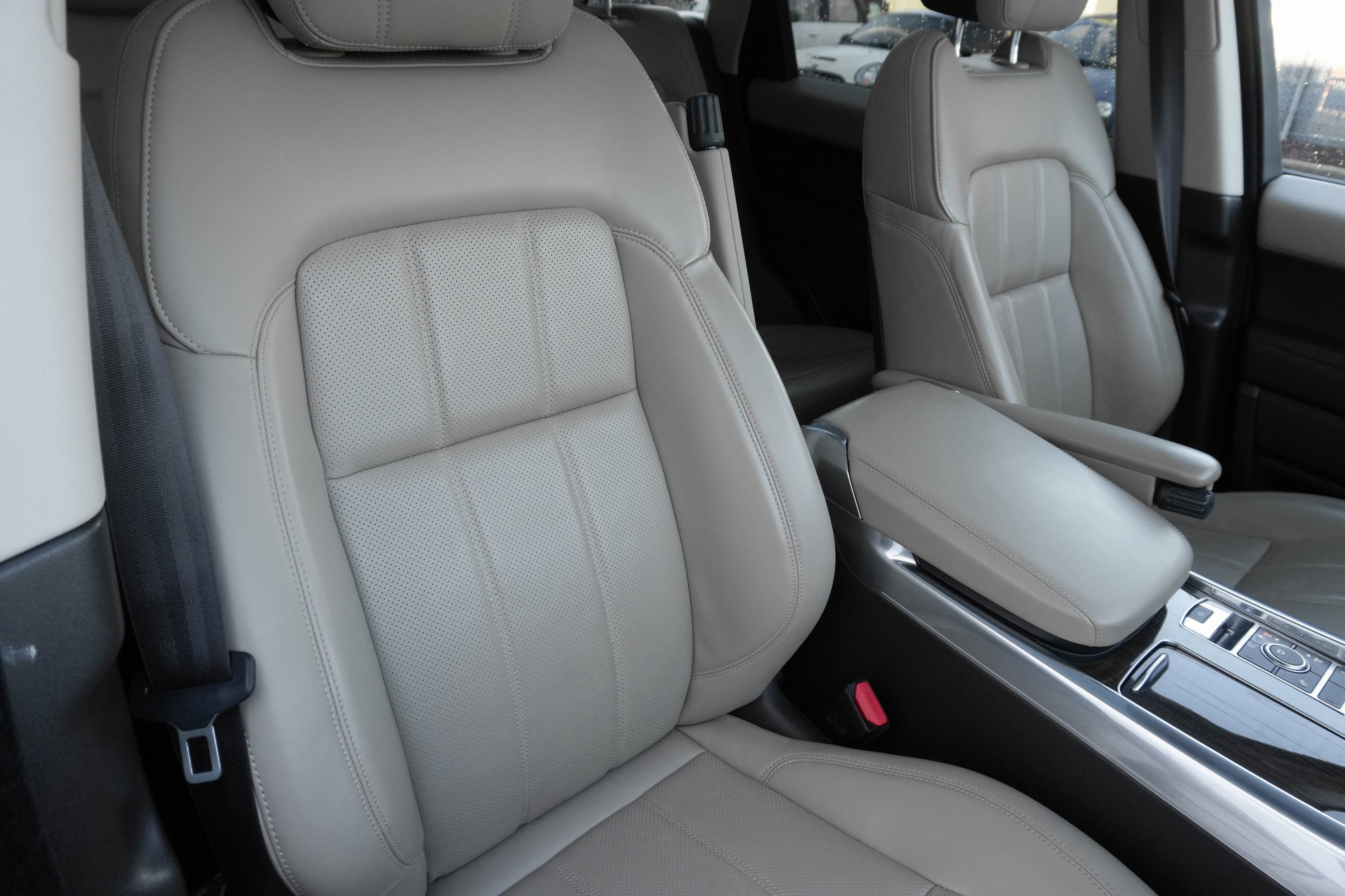 Used 2022 Land Rover Range Rover Sport HSE Silver Edition image 13