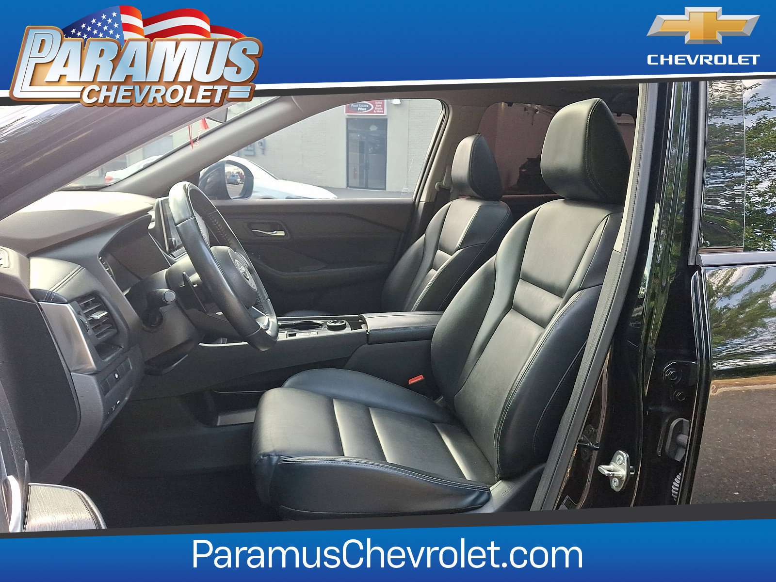 Used 2023 Nissan Rogue SV w/ SV Premium B Package AWD/4WD image 13