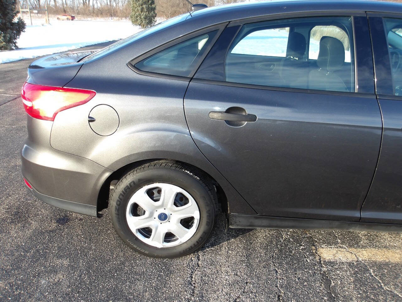 Used 2018 Ford Focus S image 34