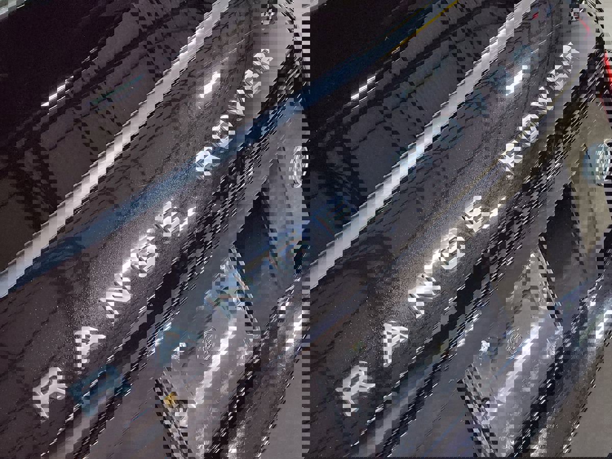 Used 2016 Land Rover Range Rover Evoque SE Premium image 26