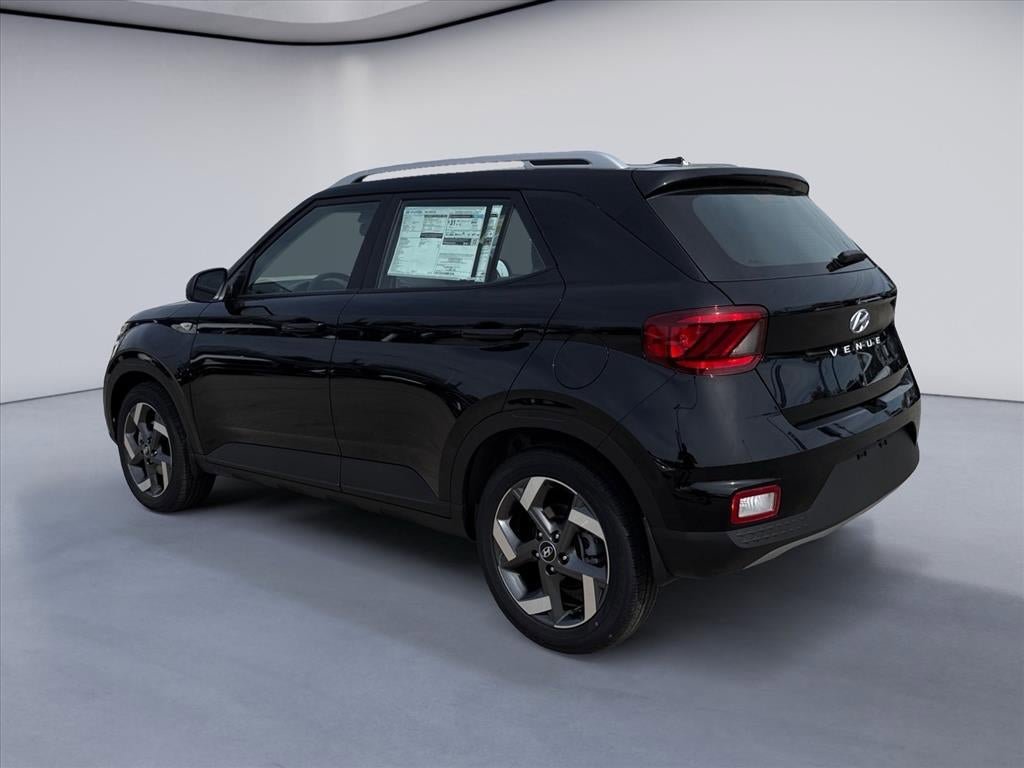 New 2026 Hyundai Venue SEL image 3