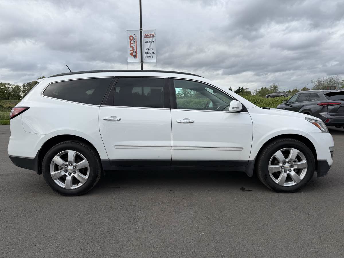 Used 2016 Chevrolet Traverse LTZ AWD/4WD image 9