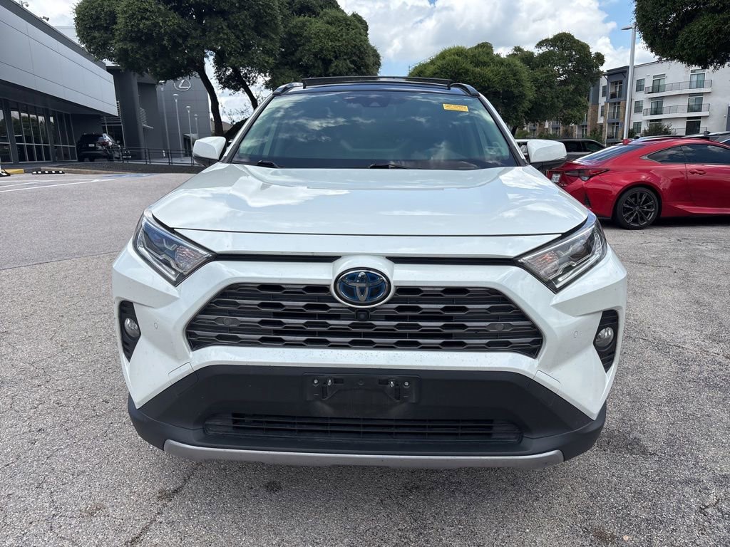 Used 2019 Toyota RAV4 Limited AWD/4WD image 8