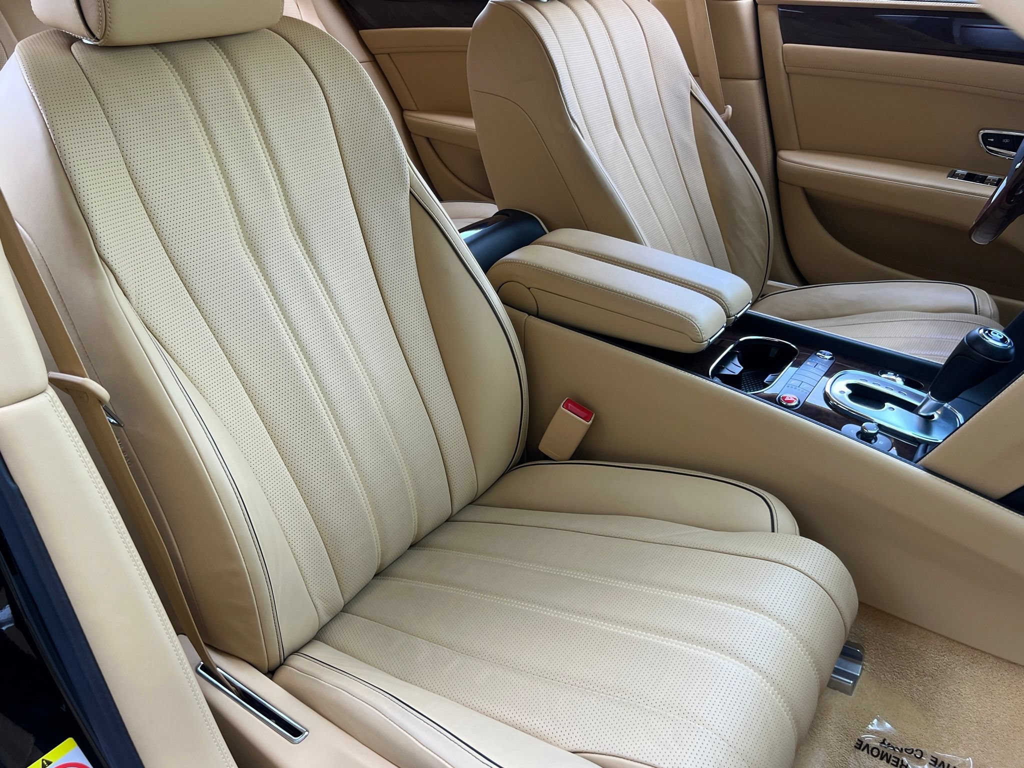 Used 2014 Bentley Flying Spur W12 AWD/4WD image 15