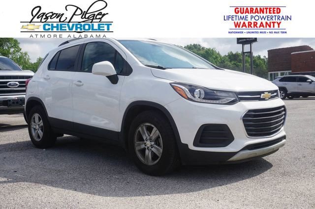 Used 2022 Chevrolet Trax LT w/ LT Convenience Package FWD image 1
