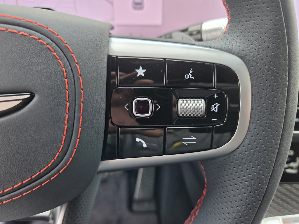 New 2027 Genesis GV70 3.5T Prestige AWD/4WD image 31