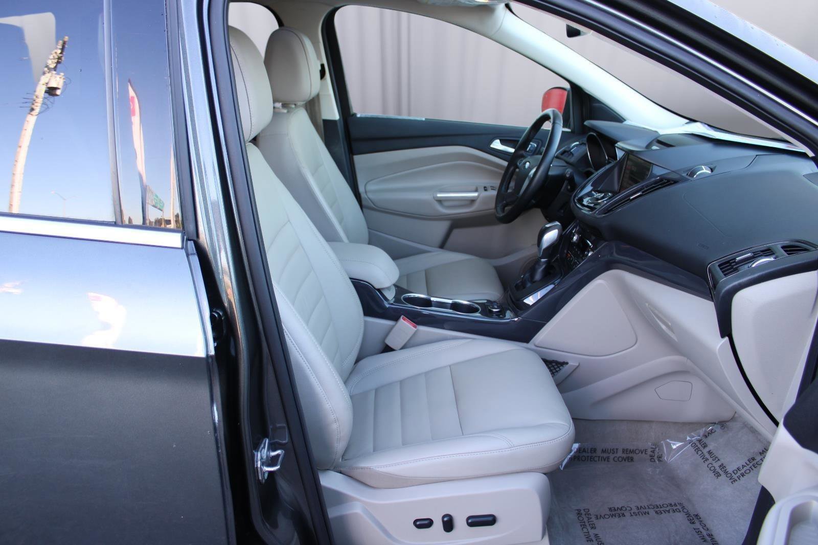 Used 2015 Ford Escape Titanium w/ Equipment Group 301A image 37