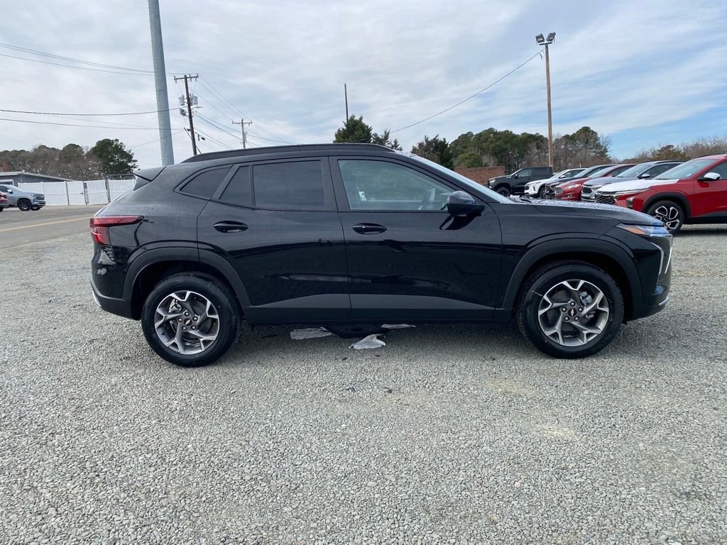 New 2026 Chevrolet Trax LT w/ Driver Confidence Package video 2