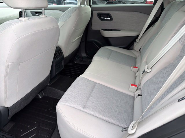 Used 2023 Nissan Rogue SV AWD/4WD image 25