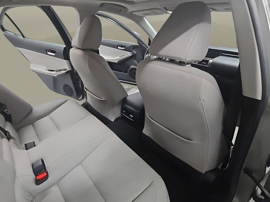 Used 2015 Lexus IS 250 AWD w/ Navigation System Package image 17