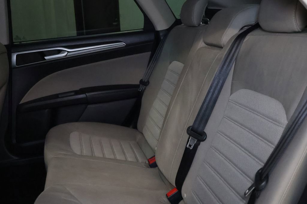 Used 2020 Ford Fusion S FWD image 13