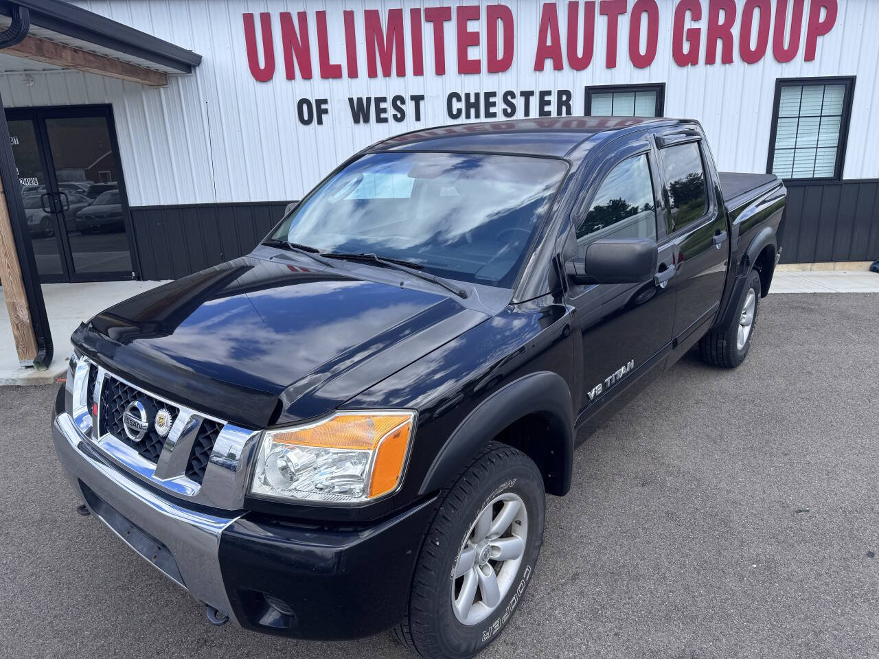 Used 2011 Nissan Titan SV w/ Tow Pkg