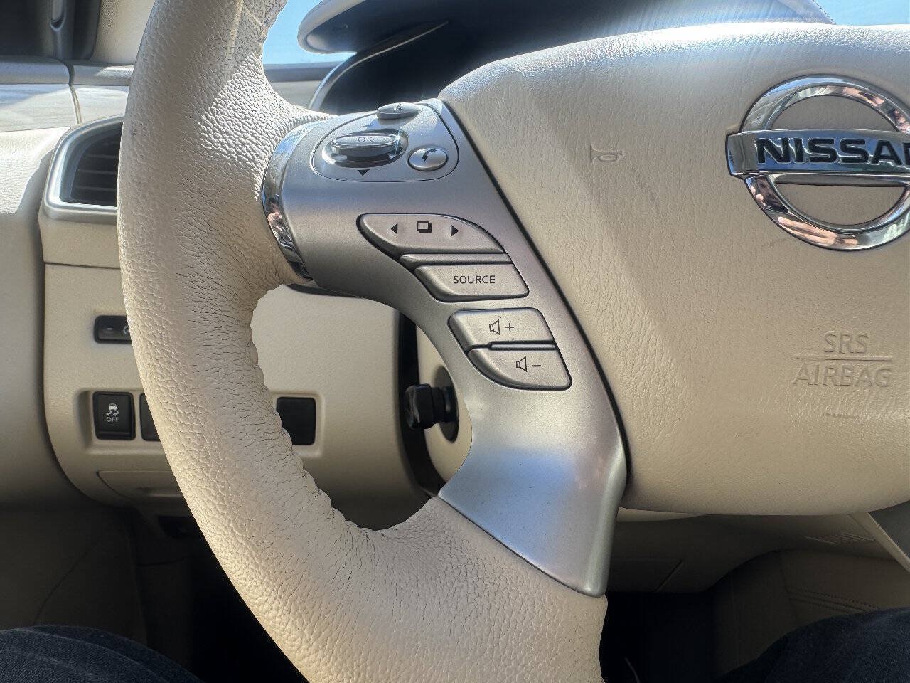 Used 2015 Nissan Murano Platinum w/ Platinum Technology Package AWD/4WD image 36