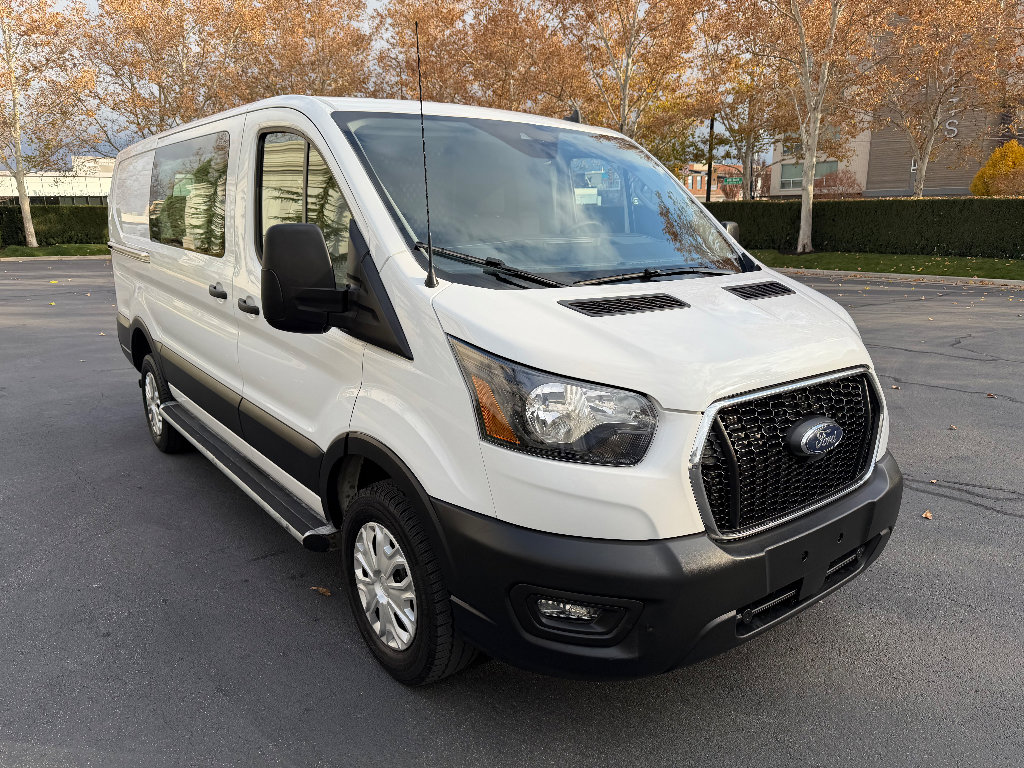 Used 2024 Ford Transit 250 Low Roof w/ Exterior Upgrade Package image 5