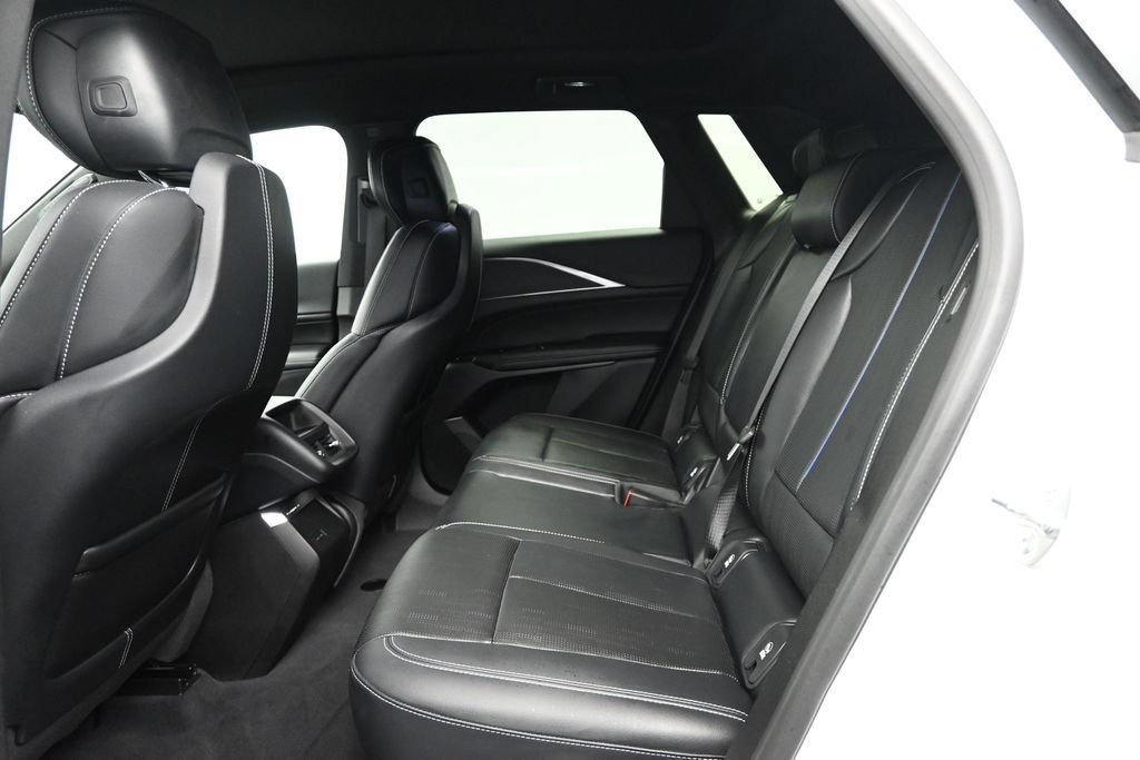 Certified 2024 Cadillac Lyriq Sport AWD/4WD image 14