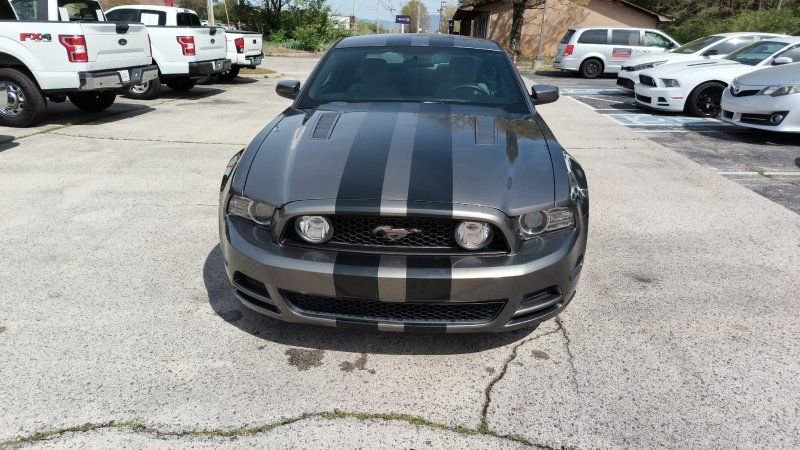 Used 2014 Ford Mustang GT RWD image 8