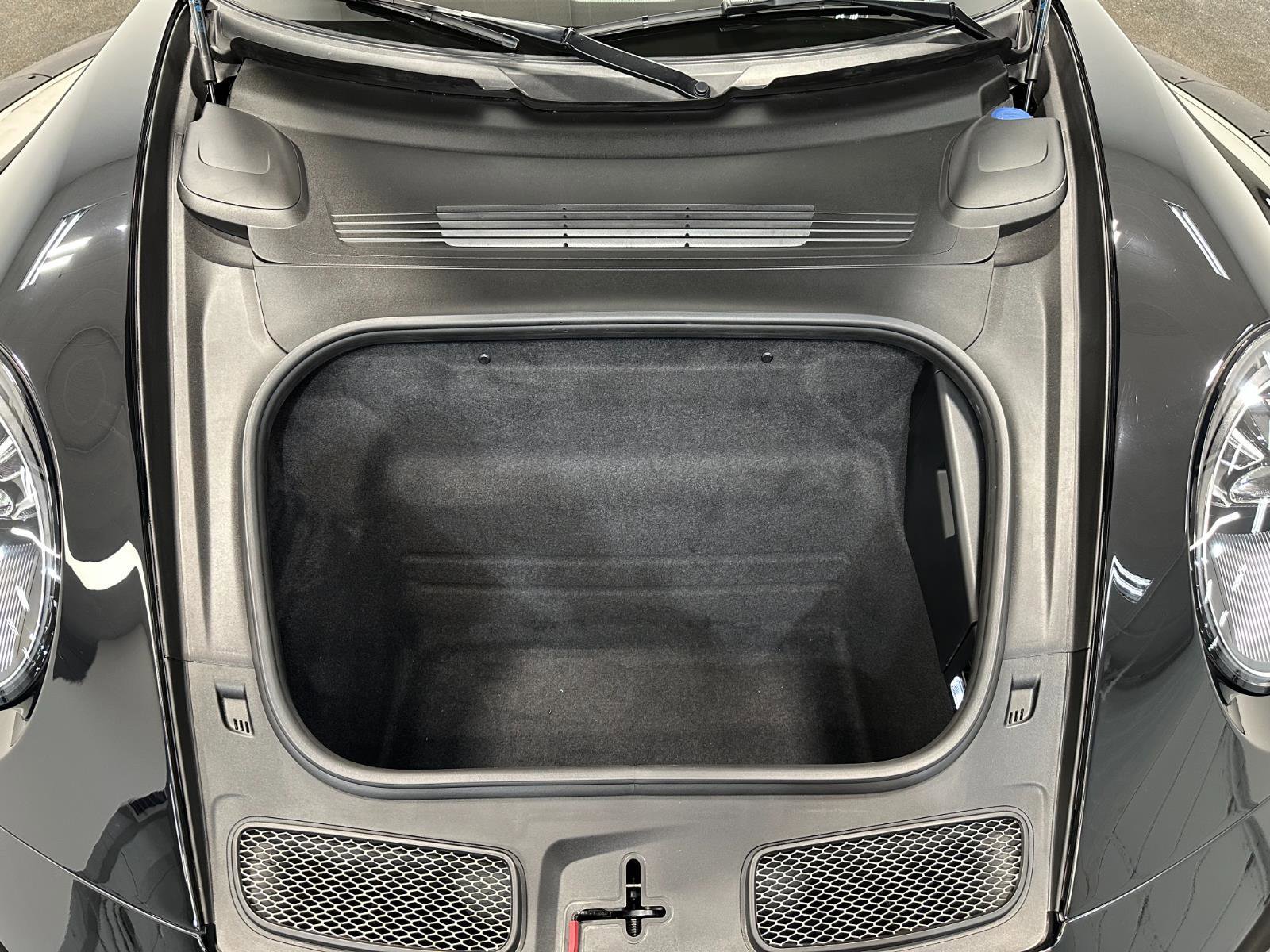 Certified 2024 Porsche 911 GT3 RS RWD image 35