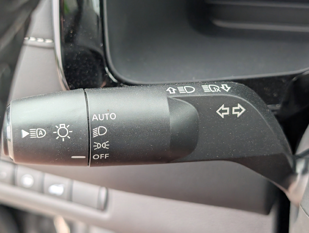 New 2026 Nissan Pathfinder SL w/ Cargo Package FWD image 24