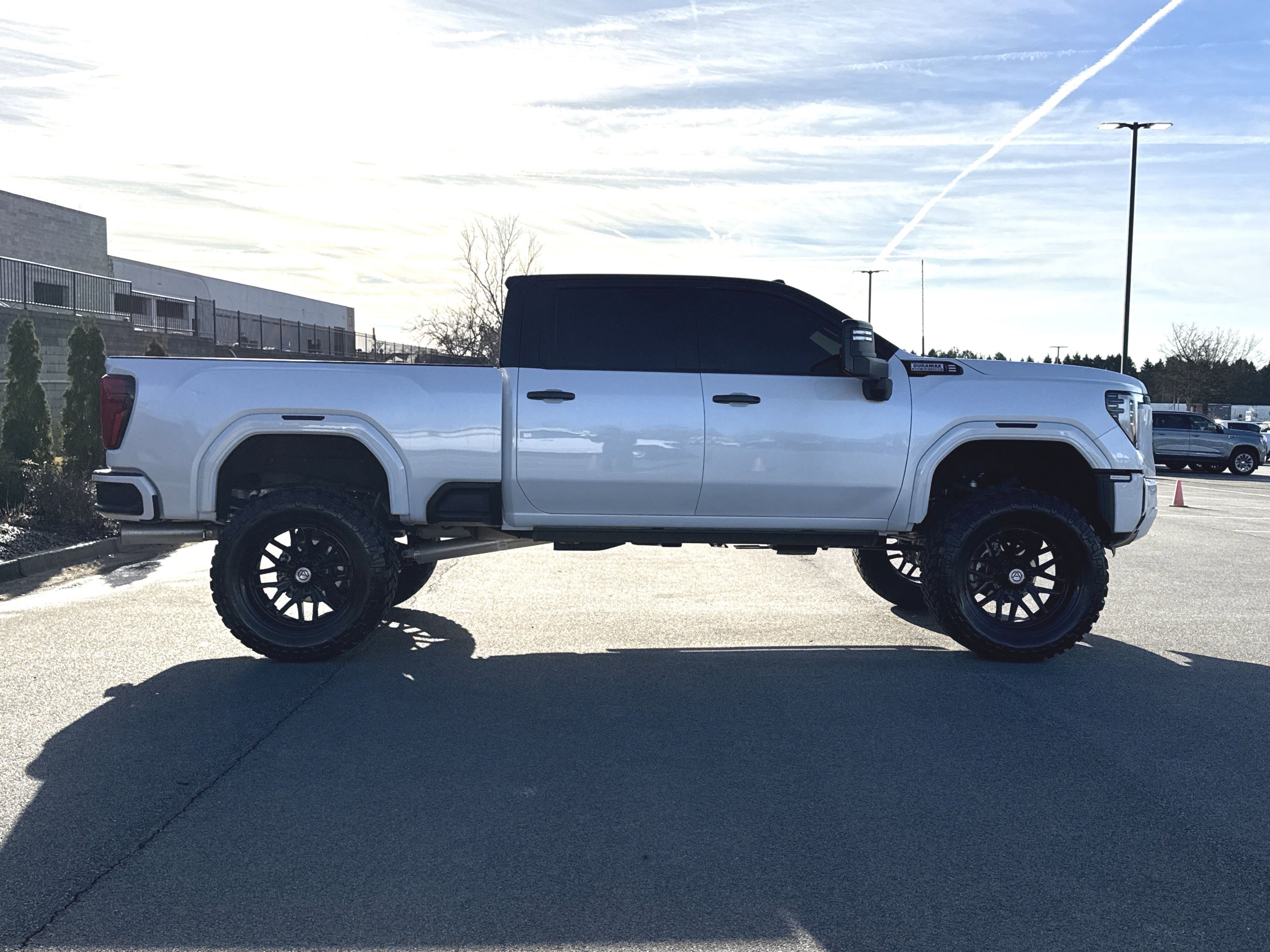 Used 2025 GMC Sierra 2500 Denali w/ Denali Reserve Package image 11