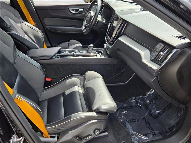 Used 2020 Volvo XC60 T8 Polestar w/ Protection Package Premier image 18