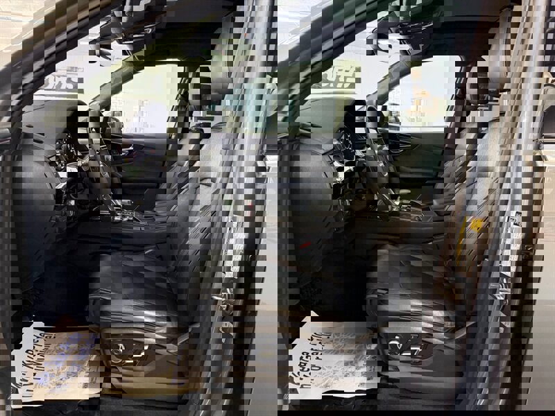 Used 2018 Audi Q7 3.0T Prestige image 31