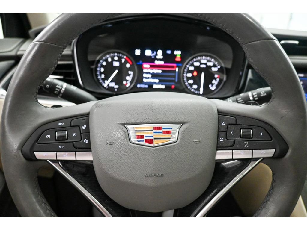 Used 2024 Cadillac XT6 Premium Luxury w/ Technology Package AWD/4WD image 40