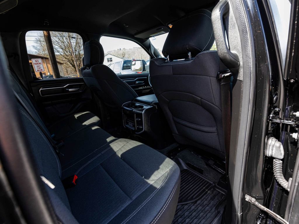 Used 2023 RAM 1500 Big Horn AWD/4WD image 28