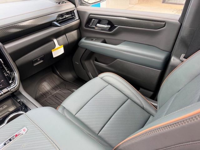 New 2026 GMC Yukon AT4 w/ AT4 Premium Plus Package image 12